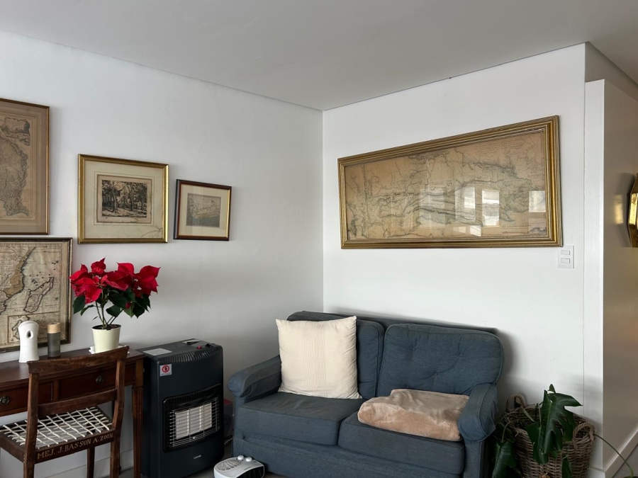 1 Bedroom Property for Sale in Mouille Point Western Cape